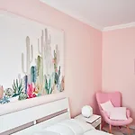 Apartment “cotton Candy” Near Venice *